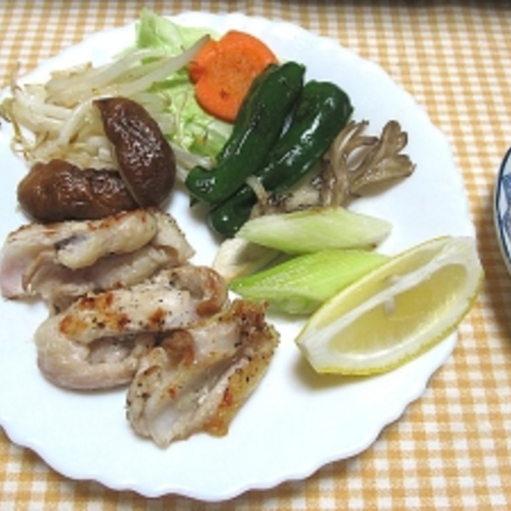 鶏ヤゲンの鉄板焼き 野菜添え レシピ 作り方 By イク9110 楽天レシピ 鶏ヤゲンの鉄板焼き 野菜添え レシピ 作り方 By イク9110 楽天レシピ